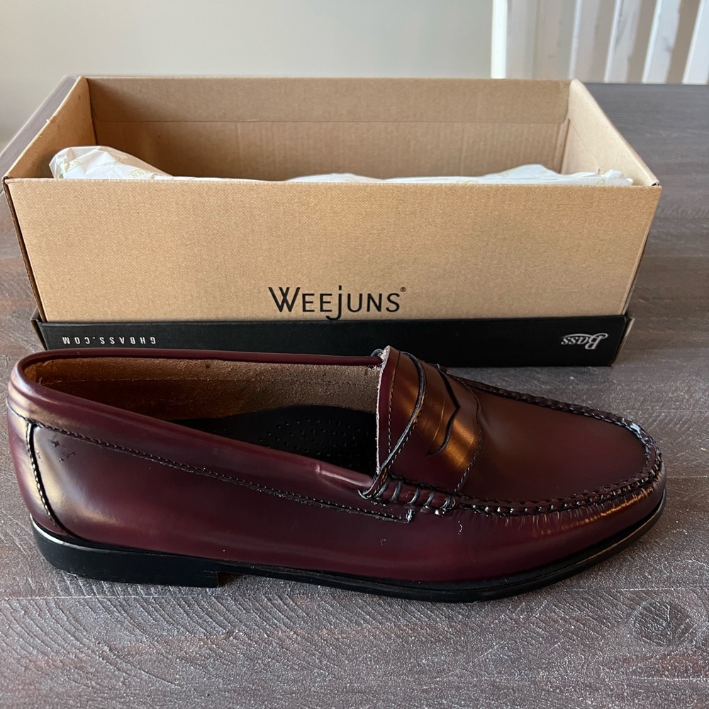 G.H. Bass Loafers. Size: 10 Color:Wine